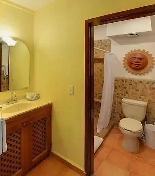*** Aparthotel Nautibeach Beach Front Condos In North Beach Isla Mujeres Mexiko