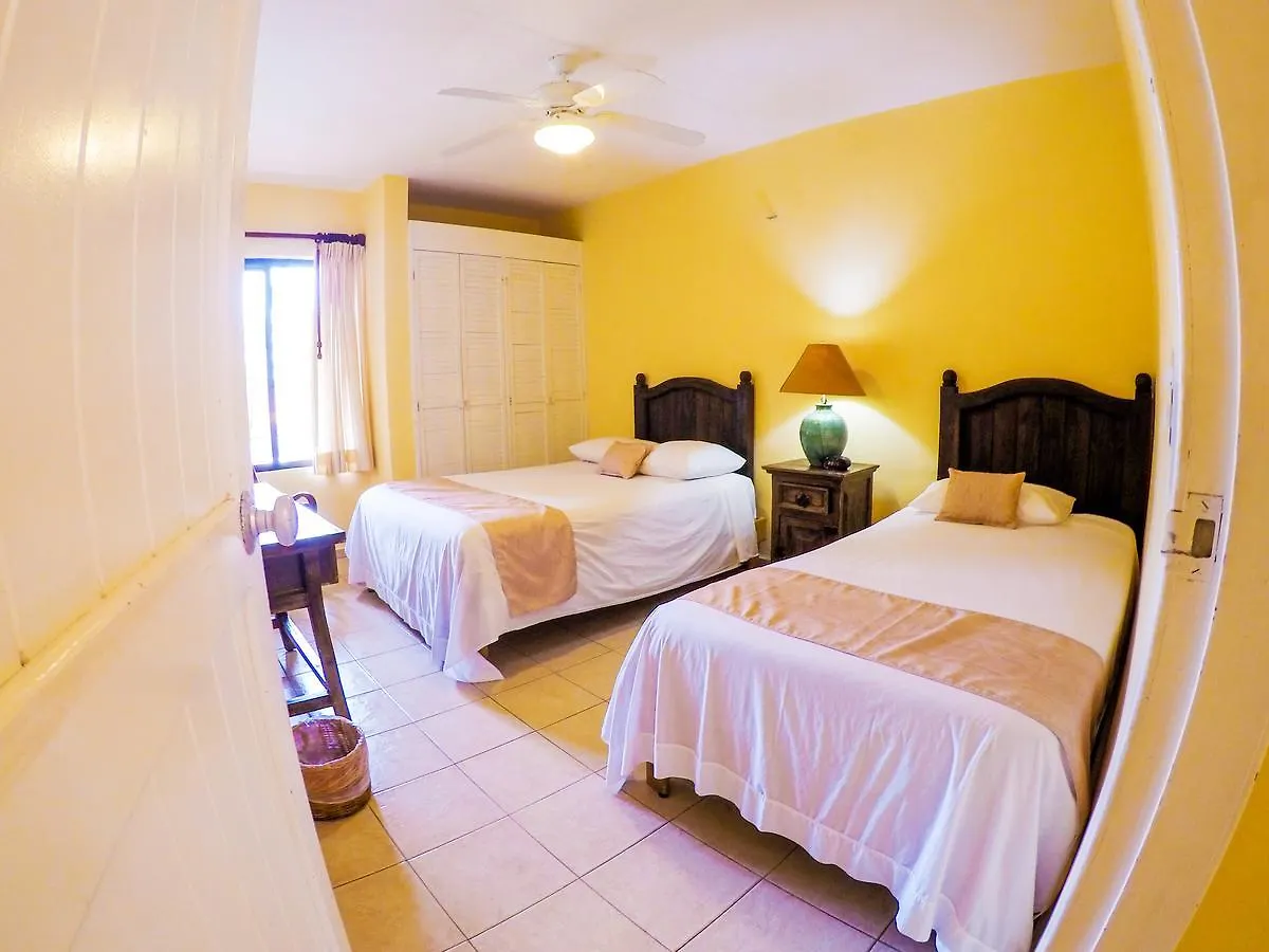 Nautibeach Beach Front Condos In North Beach Isla Mujeres 3*,